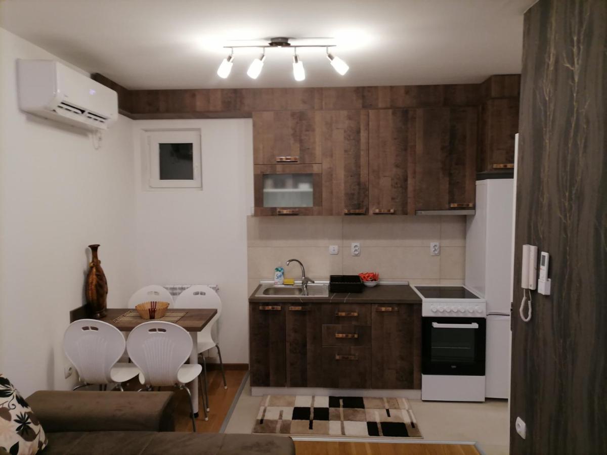 Apartman Ana Ni Kültér fotó